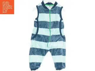 Stribet fleecedragt med lynlås fra Phister & Philina (str. 74)