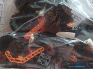 LEGO Technic 42139 ATV