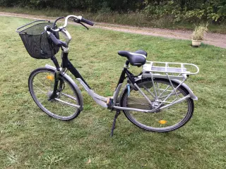 Damecykel El Batavus 24V m 8 gear, læs teksten