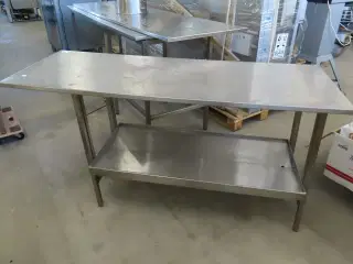 Bord i rustfrit stål