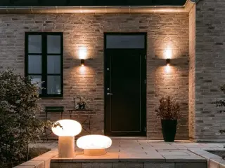 5 flotte LED lamper til udendørs brug på hus