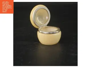 Vintage Alabaster smykkeskrin (str. 4x4 cm)