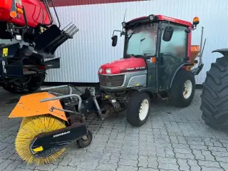 Yanmar EF 235 MED KOST, SNEPLOV OG SALTSPREDER!