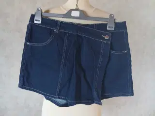 ZARA denim shorts str L