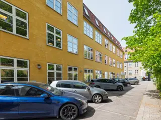 Østerbroejendomme med ideel beliggenhed