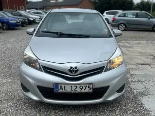 Toyota Yaris 1,0 VVT-i T1