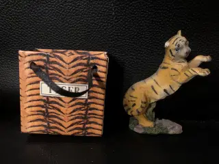 Tigerfigur i pose 
