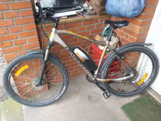 Købes BILLIG 27,5" E MTB Evt uklargj m gode dæk mm
