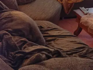 Flyder sofa sælges rigtig blød og lækker 