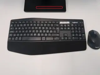 Logitech trådløs keyboard & mus