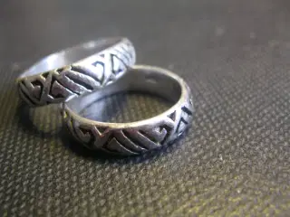 Forlovelsesringe sterling sølv middelaldermønster 