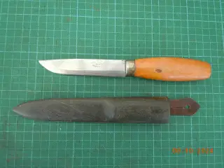 Norsk Morakniv i fiberskede.1940-?