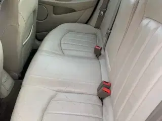 Jaguar X-Type