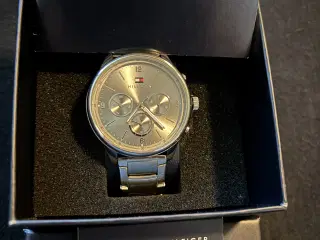 Tommy Hilfiger ur 39-42mm