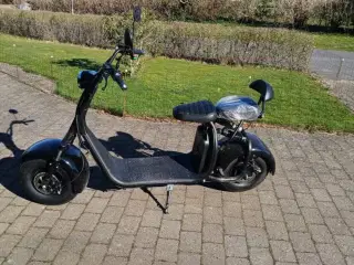 Swoop el-scooter sælges.