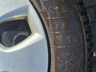 4 stk komplette vinterhjul.
