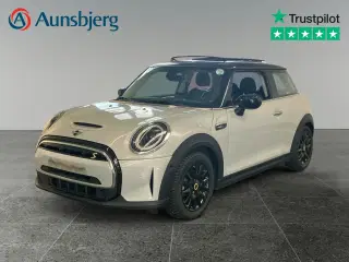 MINI Cooper SE  Camden Edition