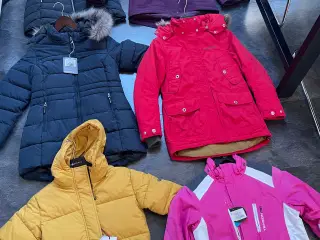 Nye vinterjakke / skijakke 10-14år