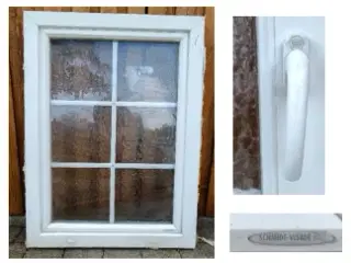 vindue med matteret glas