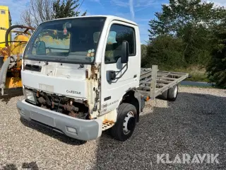 Varebil Nissan Cabstar