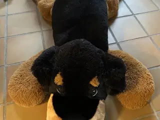 Kæmpe tøjbamse hund