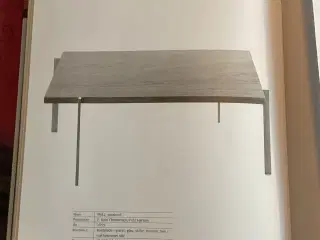 Glasplade til Poul Kjærholm PK 61 sofabord. 