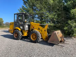 Miniged JCB 406