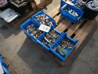4 spande fittings