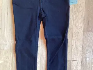Sort denim buks, ny