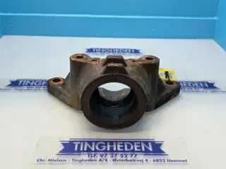 Massey Ferguson 3085 Support 3384102M91