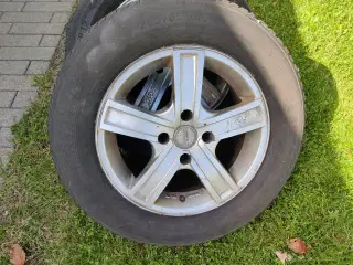 205/65 R15