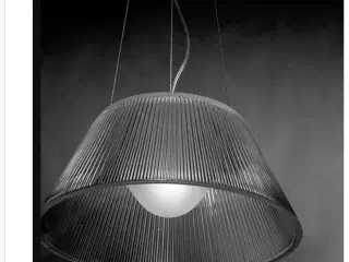 Hængelampe fra FLOS designet af Phillippe Starck