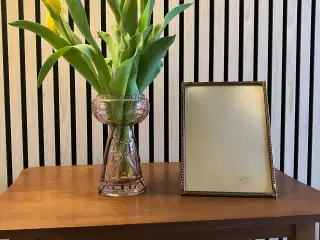 Dekorativ glasvase fra Speedtsberg med ansigt.