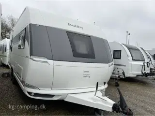 2024 - Hobby Prestige 620 CL   2024 model med enkeltsenge, stor rundsiddegruppe og vinkelkøkken. Kan opvejes til 2.200 kg !!!