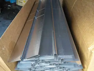 Plader til gulvarme slanger 