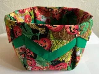 Brødkurv syet i patchwork