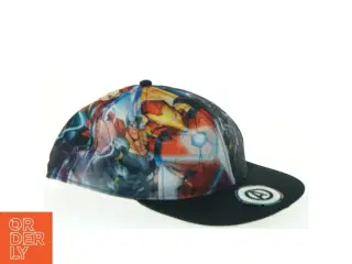 Avengers kasket fra H&M (str. Ø 19 cm)