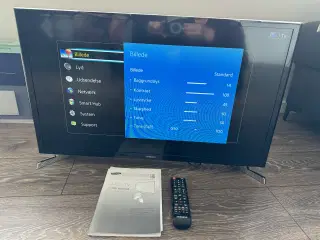 Samsung 32" HD Flat Smart TV