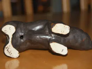 Keramisk bjørn figur L.: 17 cm H.: 9 cm