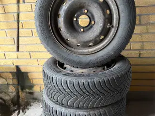 Stålfælge med dæk