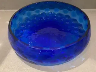 Skål i blå fra Kodanska 