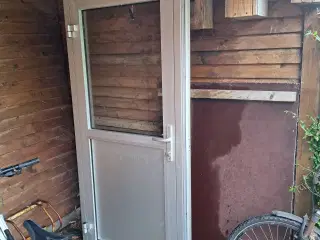 Aluminiumsdør