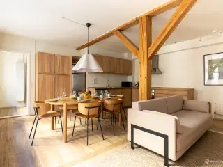 Udlejningsejendom opdelt i ejerlejligheder - udlejet på en samlet lejekontrakt