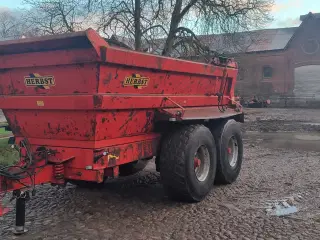 Dumber Vogn, UDLEJES !