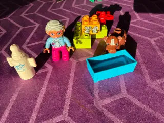 Duplo bondekone med ko