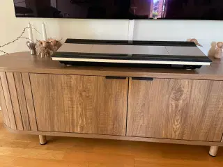 Tv-møbel 