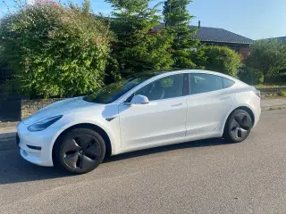 Tesla Model 3  Standard Range+ RWD