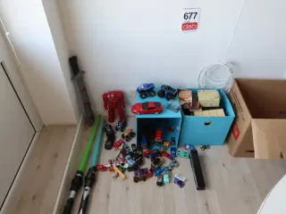 Diverse legetøj m.m.