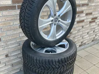 Alufælge 5 x 112 med Pirelli vinterdæk 235/55R18