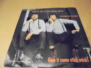 Single – Chas & Dave – Ain’t no pleasing you